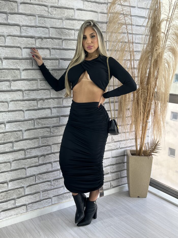 conjunto manga longa midi kim preto