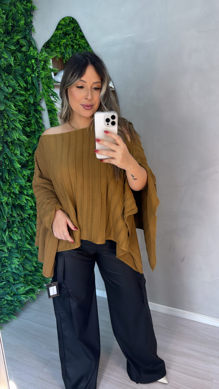 blusa capa tricô bege