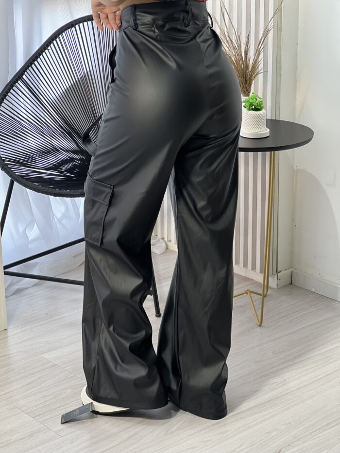 calca pantalona courino naty preto calca pantalona courino naty preto