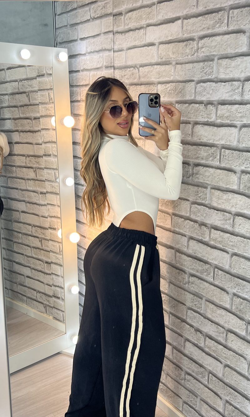 body cavado luna off white
