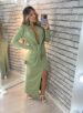 vestido longo manga longa aria verde