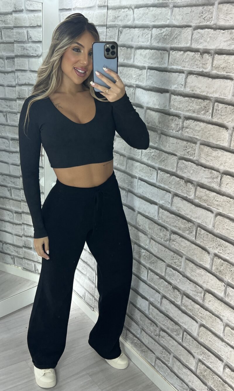 cropped manga longa ema preto