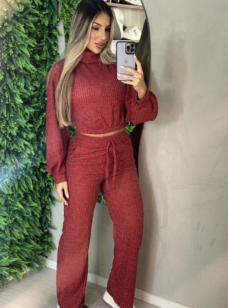 conjunto manga longa thaise vermelho