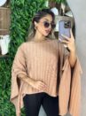 blusa capa tricô nude