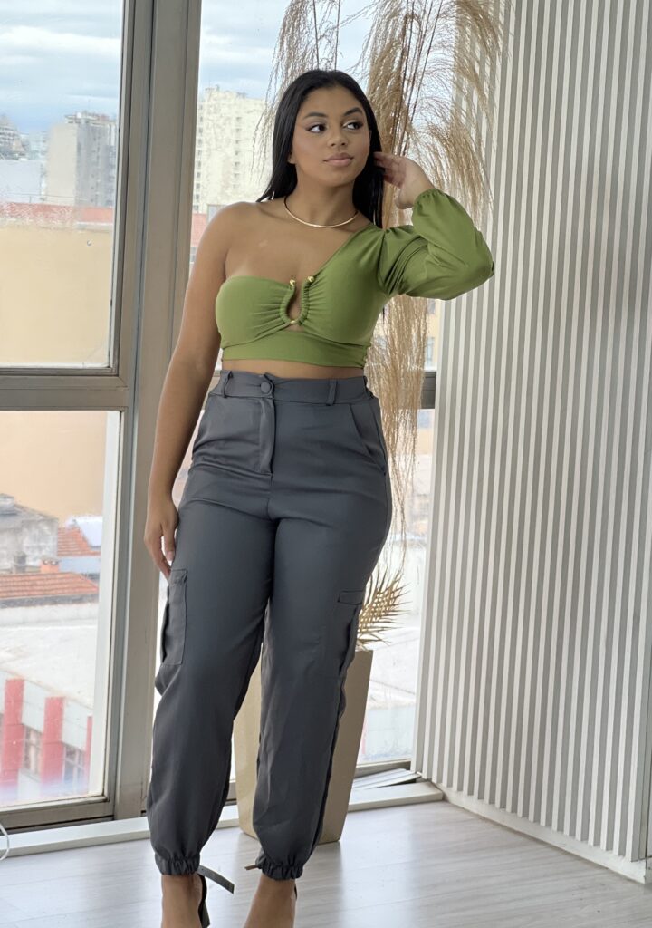 calça jogger alfaiataria bia cinza calça jogger alfaiataria bia cinza