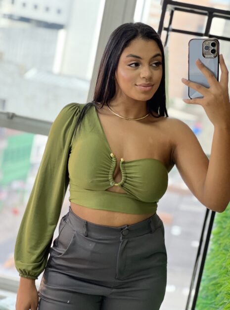 cropped manga longa rafa verde