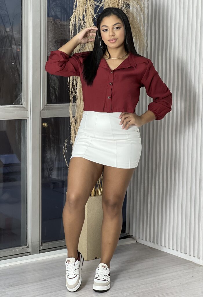 saia com short courino off white saia com short courino off white