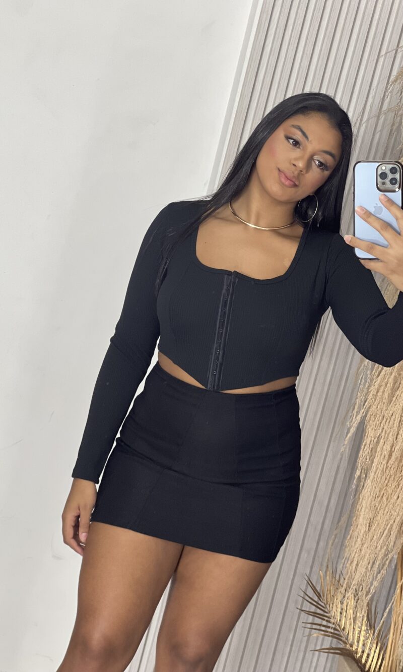 cropped manga longa lunely preto
