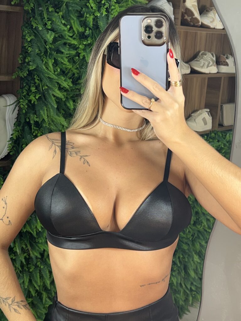 top dinha preto (cópia) top dinha preto (cópia)