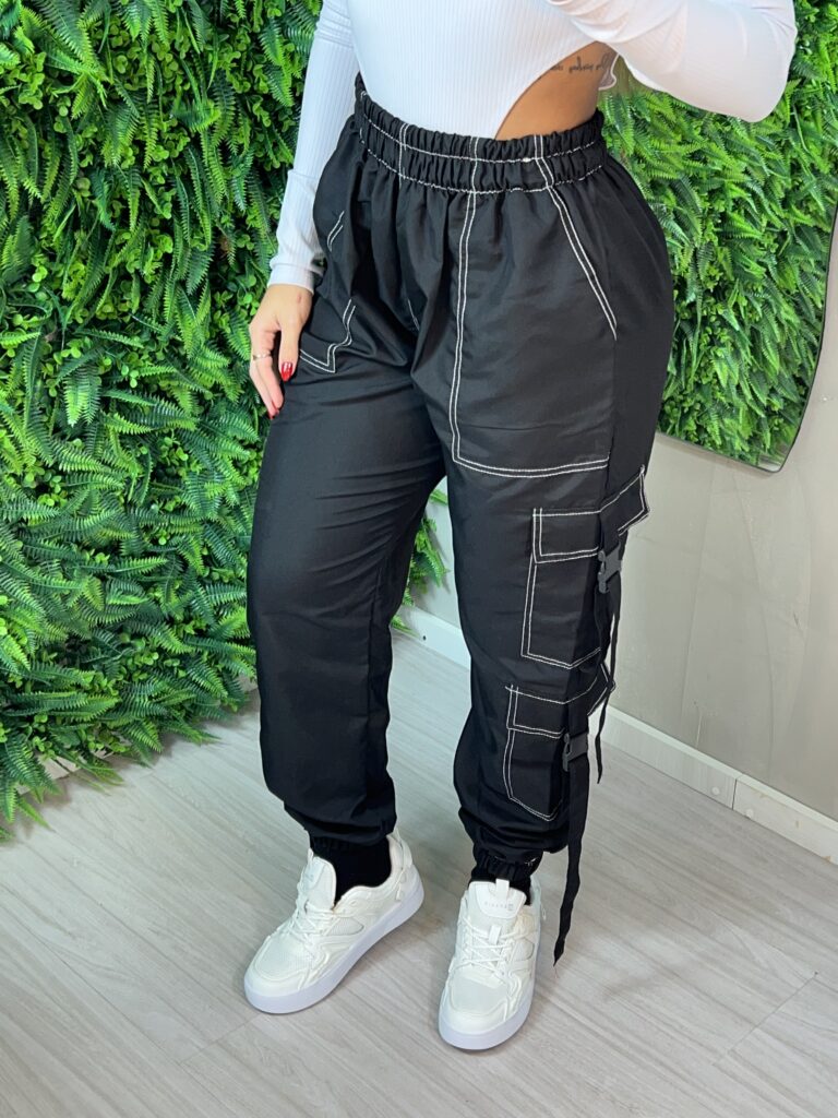 calça parachute drika preto calça parachute drika preto