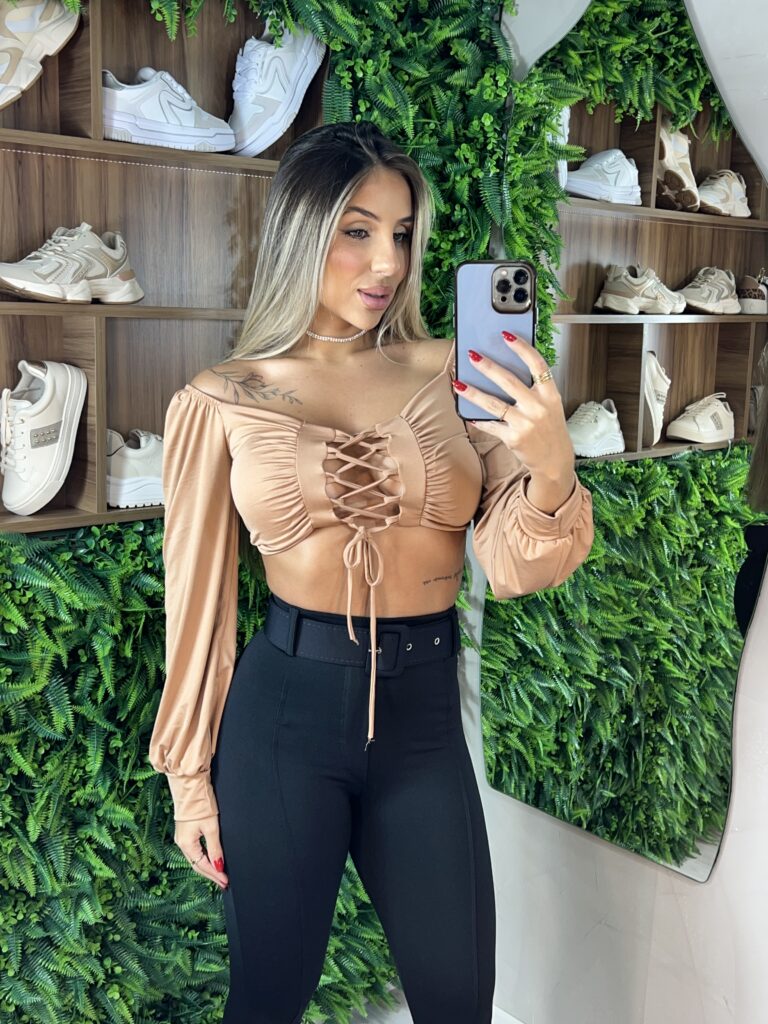cropped manga longa estela bege