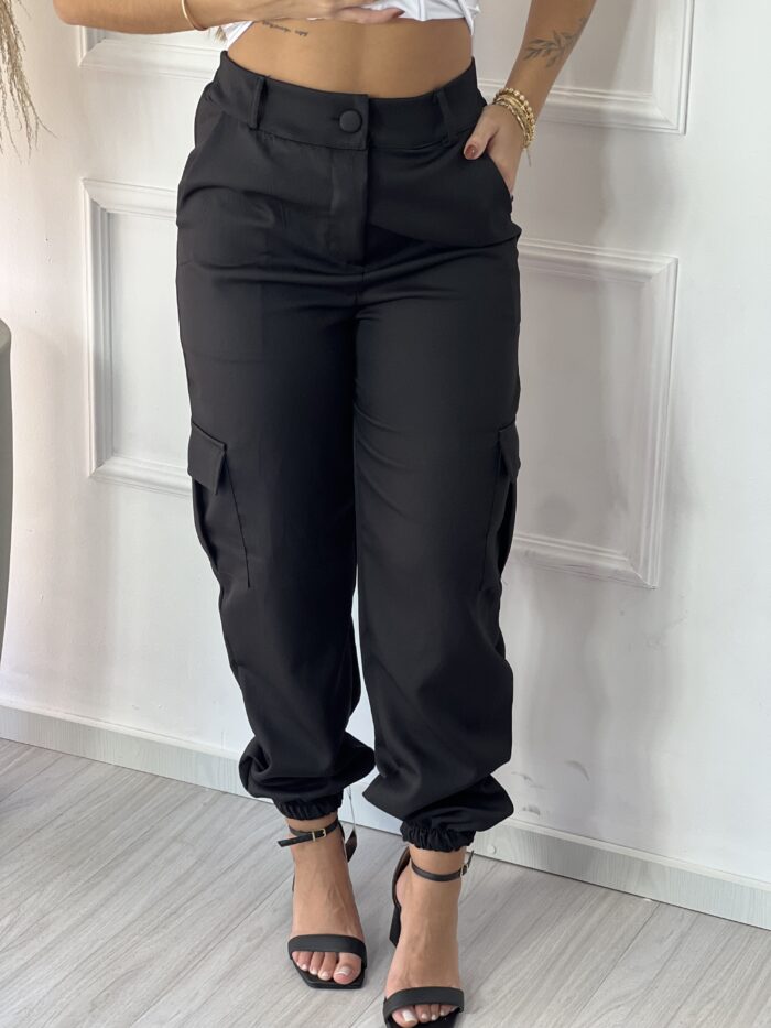 calça jogger alfaiataria bia preto calça jogger alfaiataria bia preto