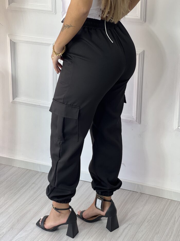 calça jogger alfaiataria bia preto calça jogger alfaiataria bia preto