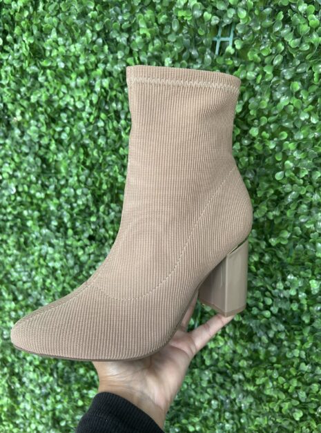 bota cano curto malha noz moscado via marte 021 005 02
