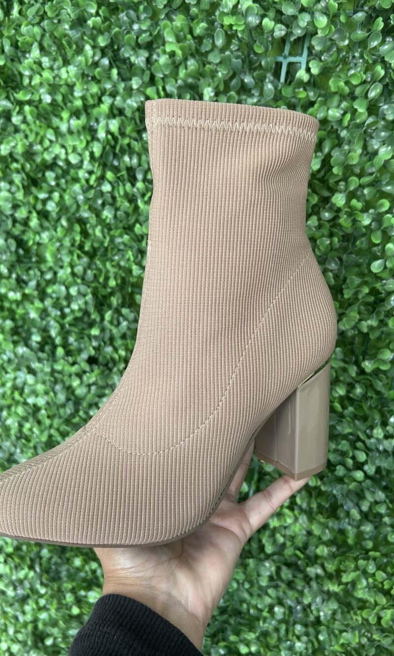 bota cano curto malha noz moscado via marte 021 005 02
