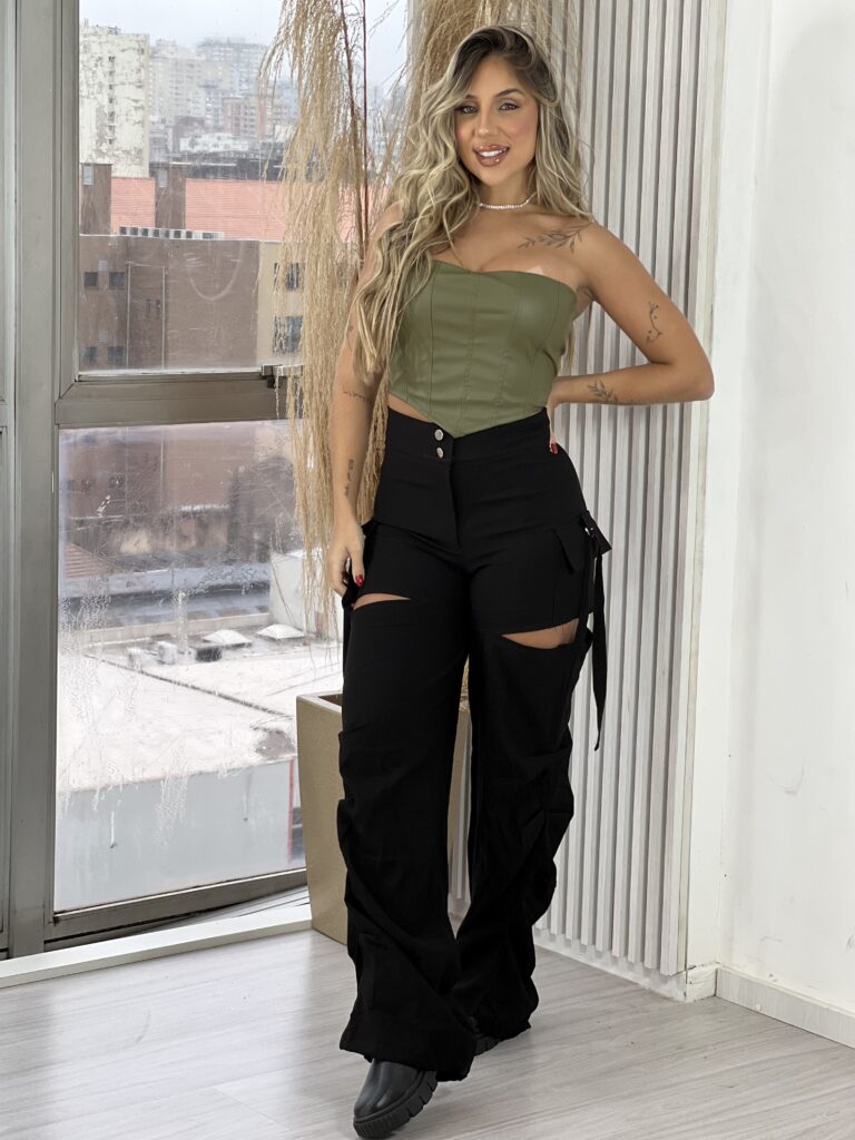 calça pantalona/jogger pedrita preto