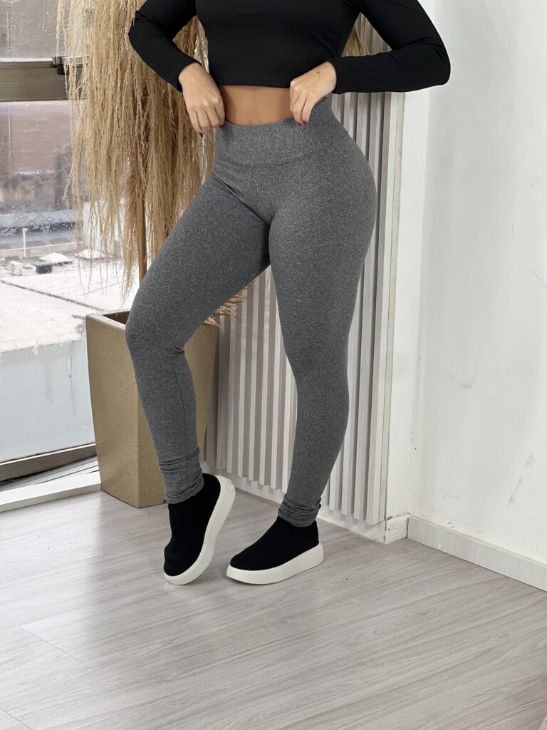 calça legging apeluciada lisa cinza