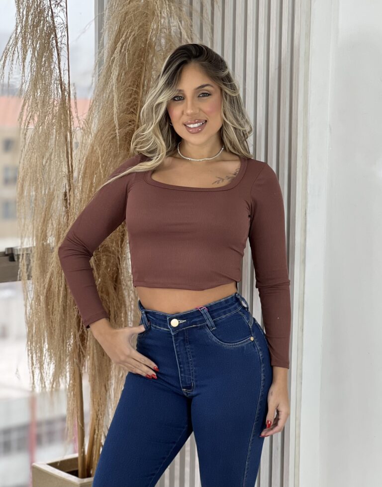 cropped manga longa eloá marrom