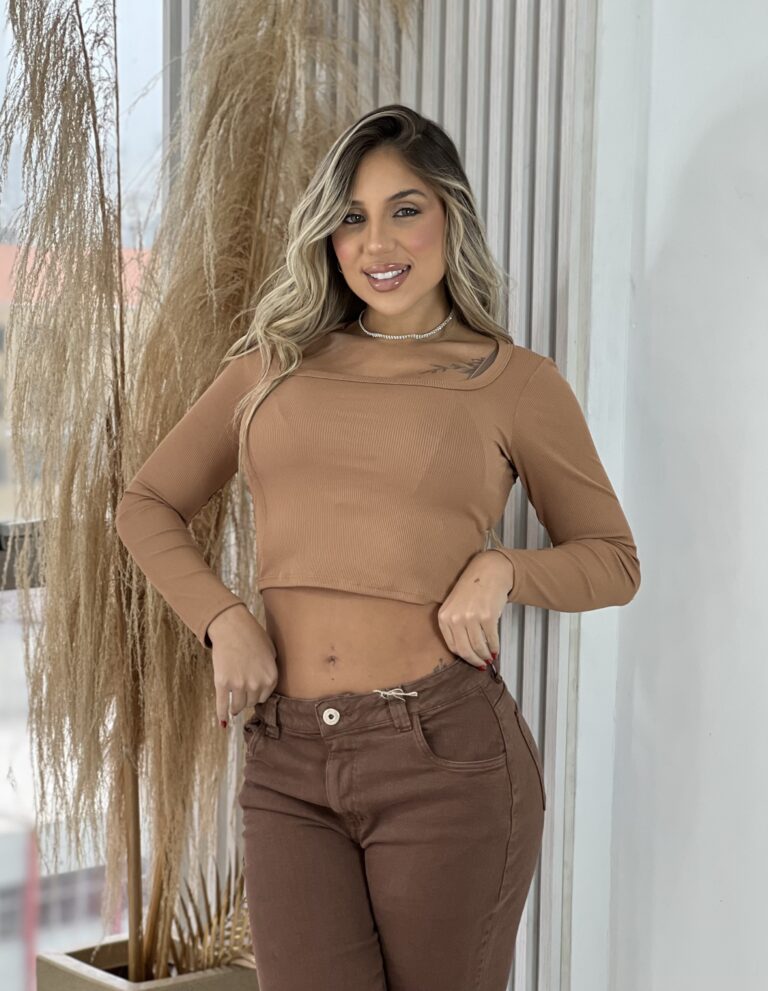 cropped manga longa eloá bege