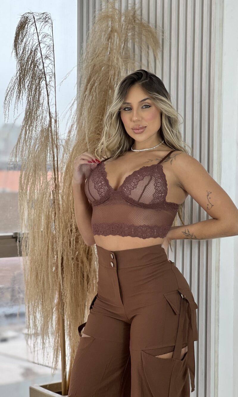 top cropped renda gio marrom