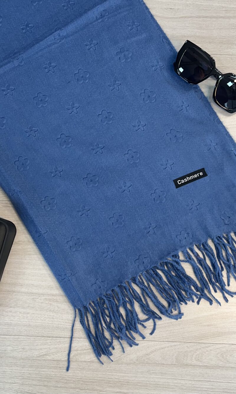 lenço flanelado florzinha azul