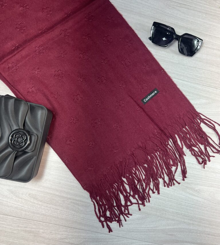 lenço flanelado florzinha vinho lenço flanelado florzinha vinho