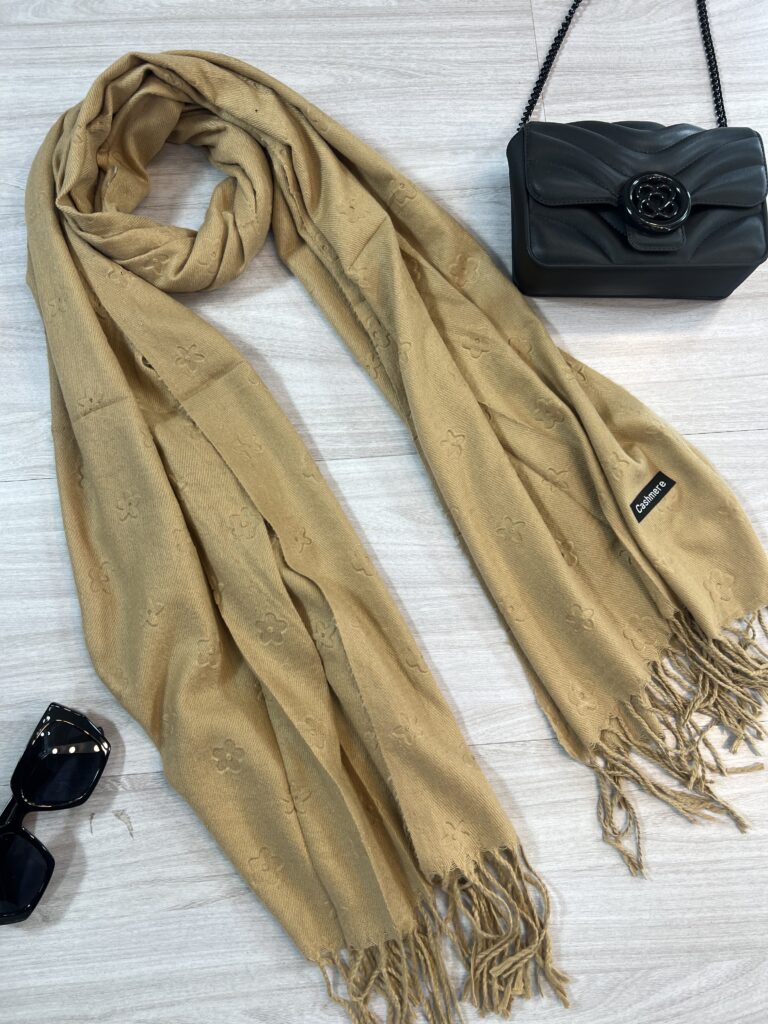 lenço flanelado florzinha caramelo lenço flanelado florzinha caramelo