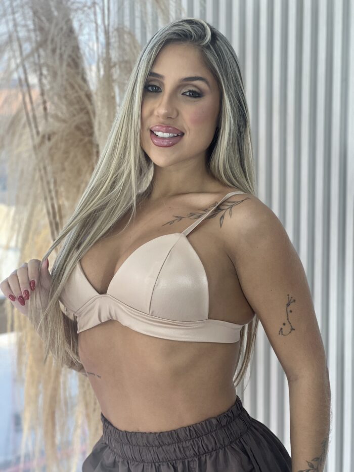 top dinha nude
