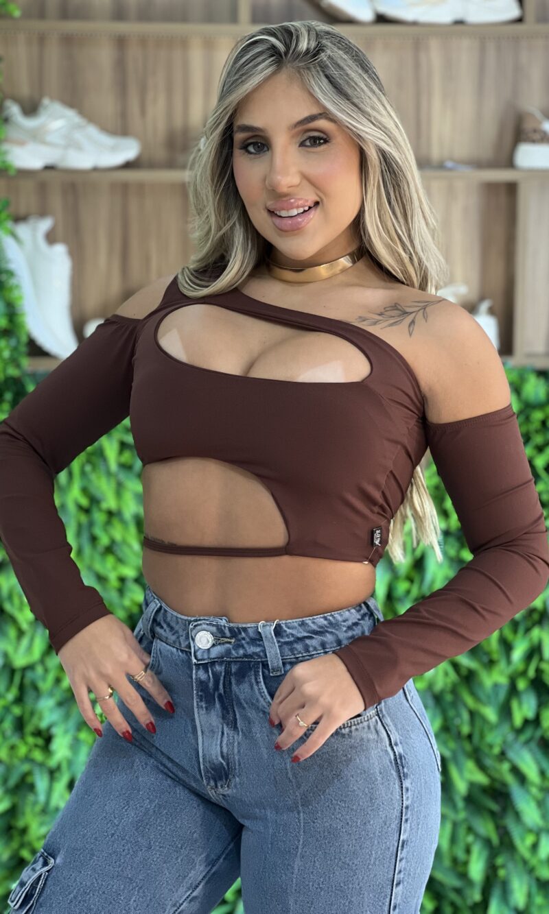 cropped manga longa amanda marrom