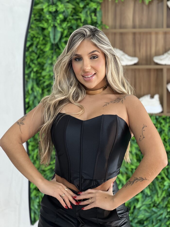 corselet acetinado preto
