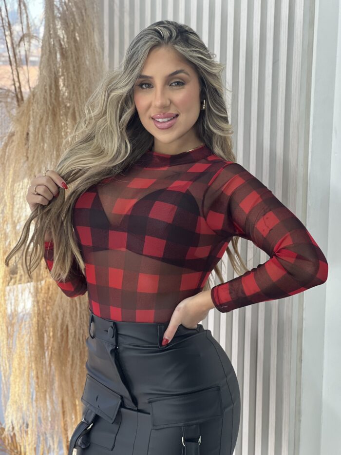 body tule xadrez vermelho