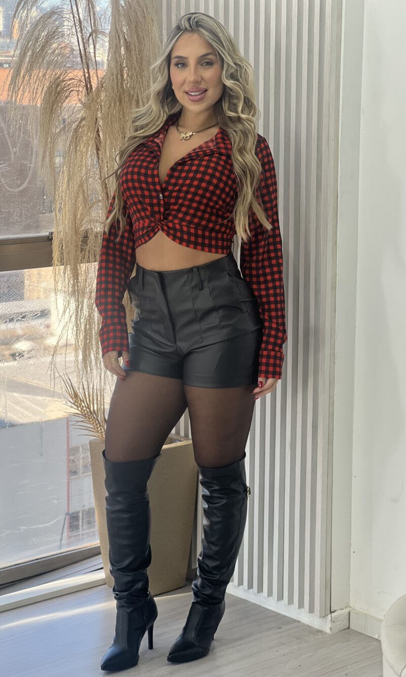 cropped manga longa joaquina xadrez vermelho cropped manga longa joaquina xadrez vermelho