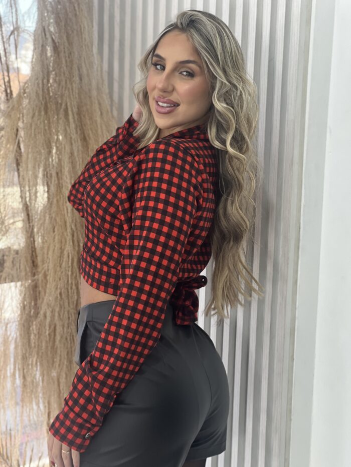 cropped manga longa joaquina xadrez vermelho cropped manga longa joaquina xadrez vermelho