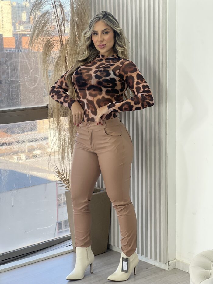 calça courino amanda bege calça courino amanda bege