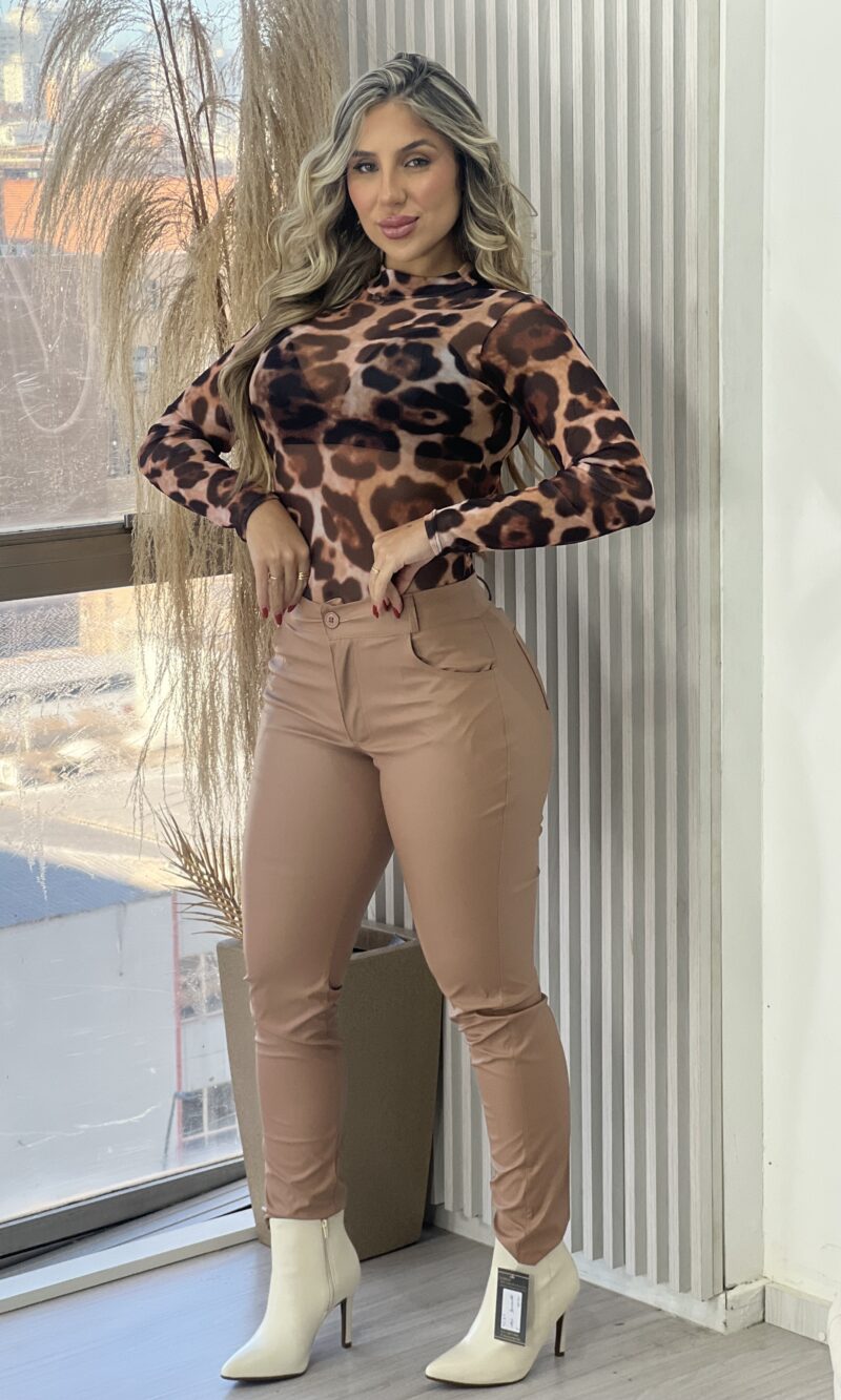 calça courino amanda bege calça courino amanda bege