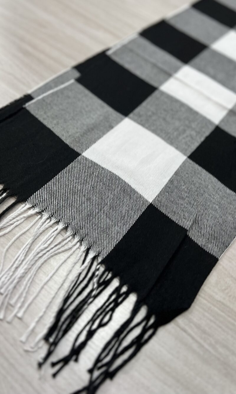 lenço xadrez preto/branco
