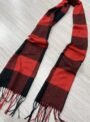 lenço xadrez preto/vermelho