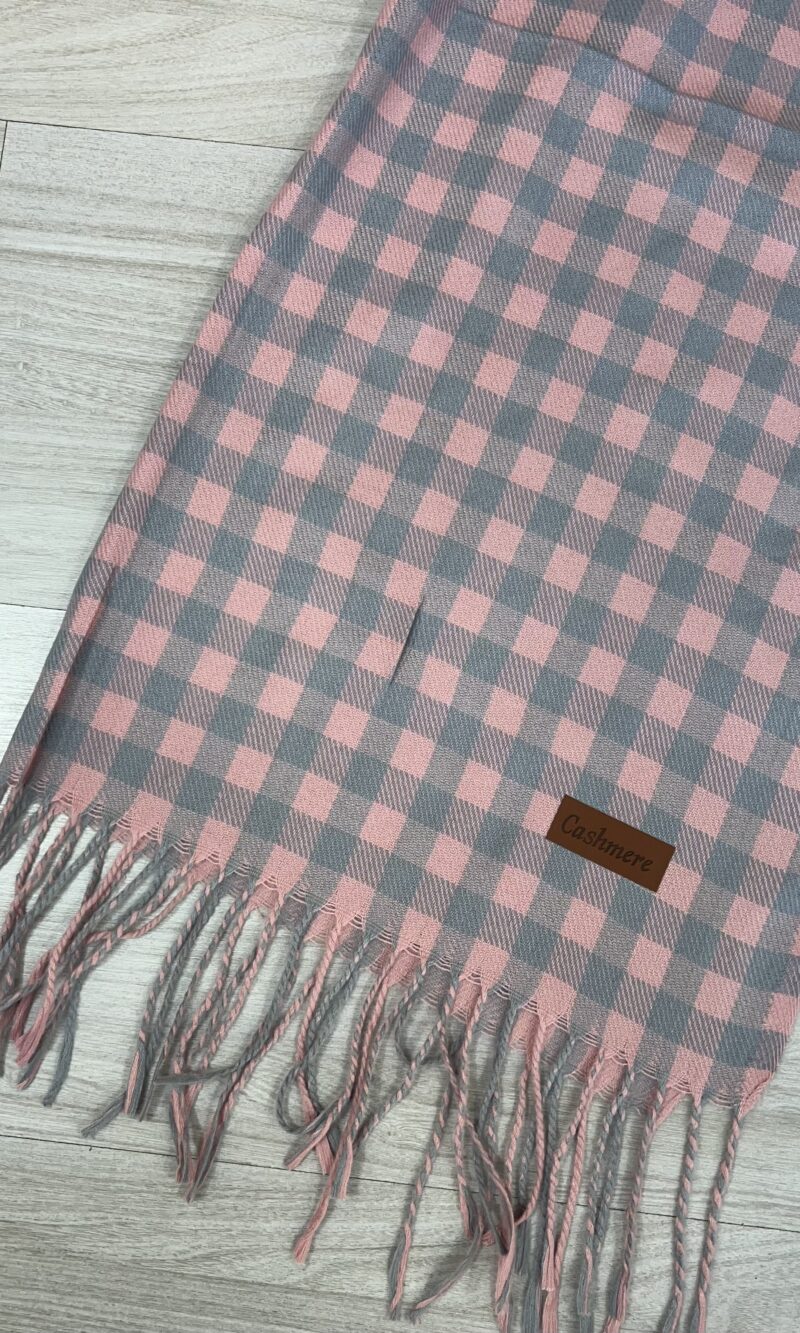 lenço flanelado xadrezinho cinza/rosa