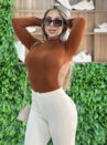 body manga longa abigay caramelo