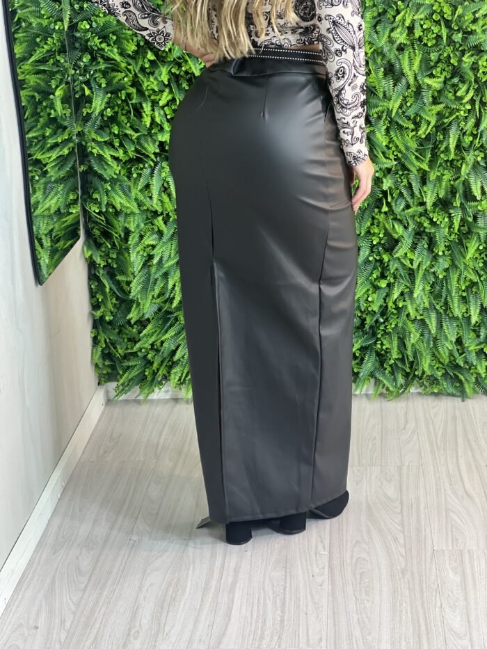 saia midi courino fabi preto saia midi courino fabi preto