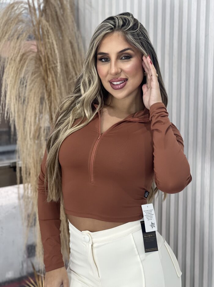 cropped manga longa carmem caramelo
