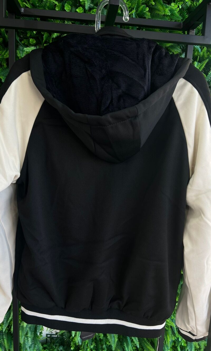 jaqueta amanda preto/off white jaqueta amanda preto/off white