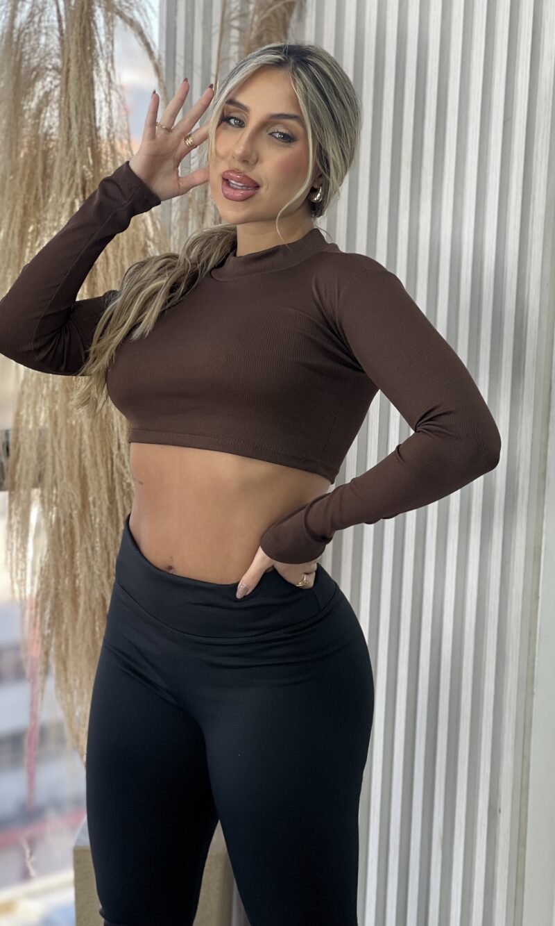 cropped manga longa marrom