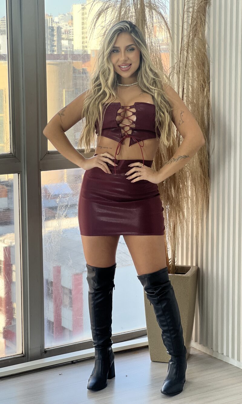 conjunto amanda marsala