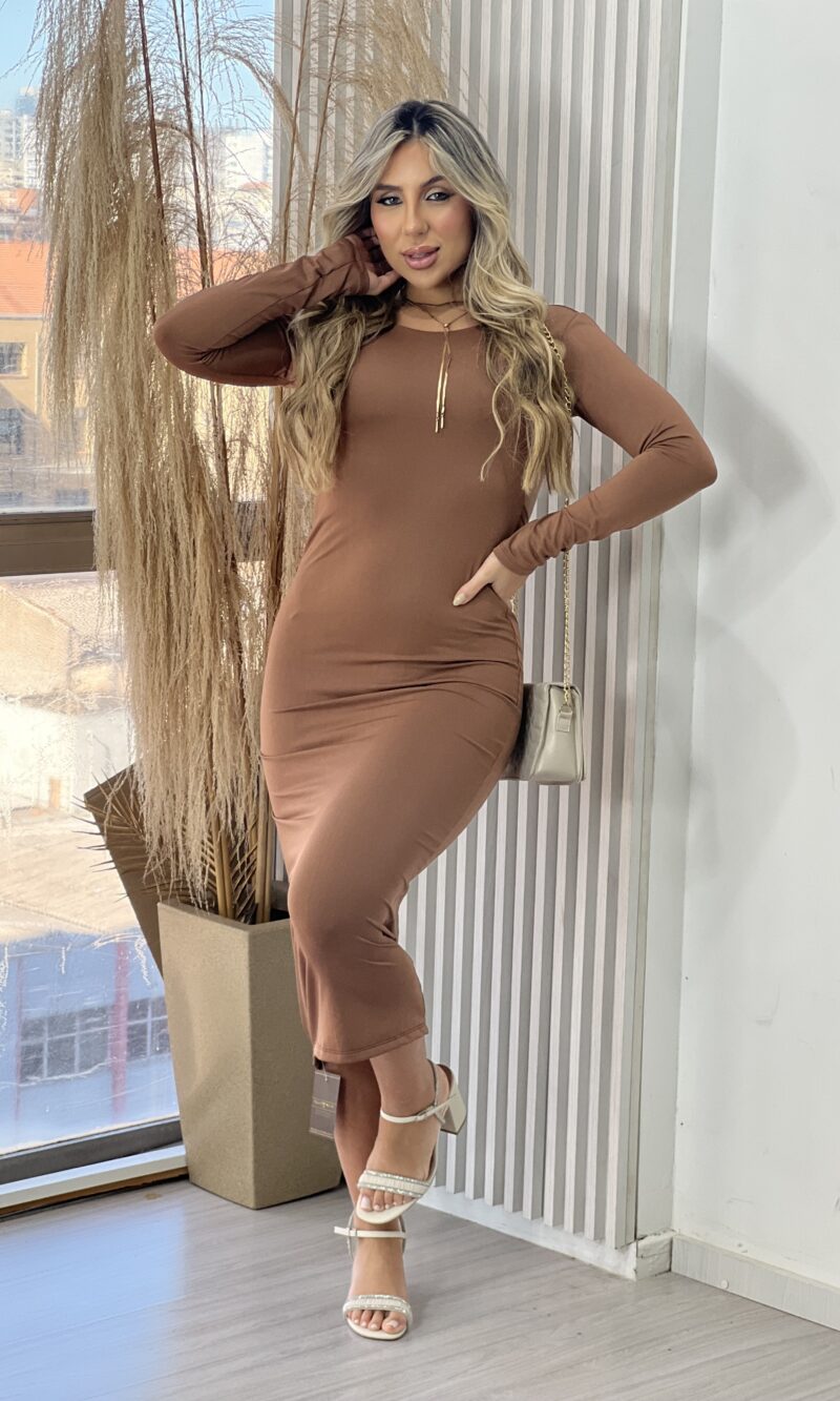 vestido midi manga longa capitu marrom