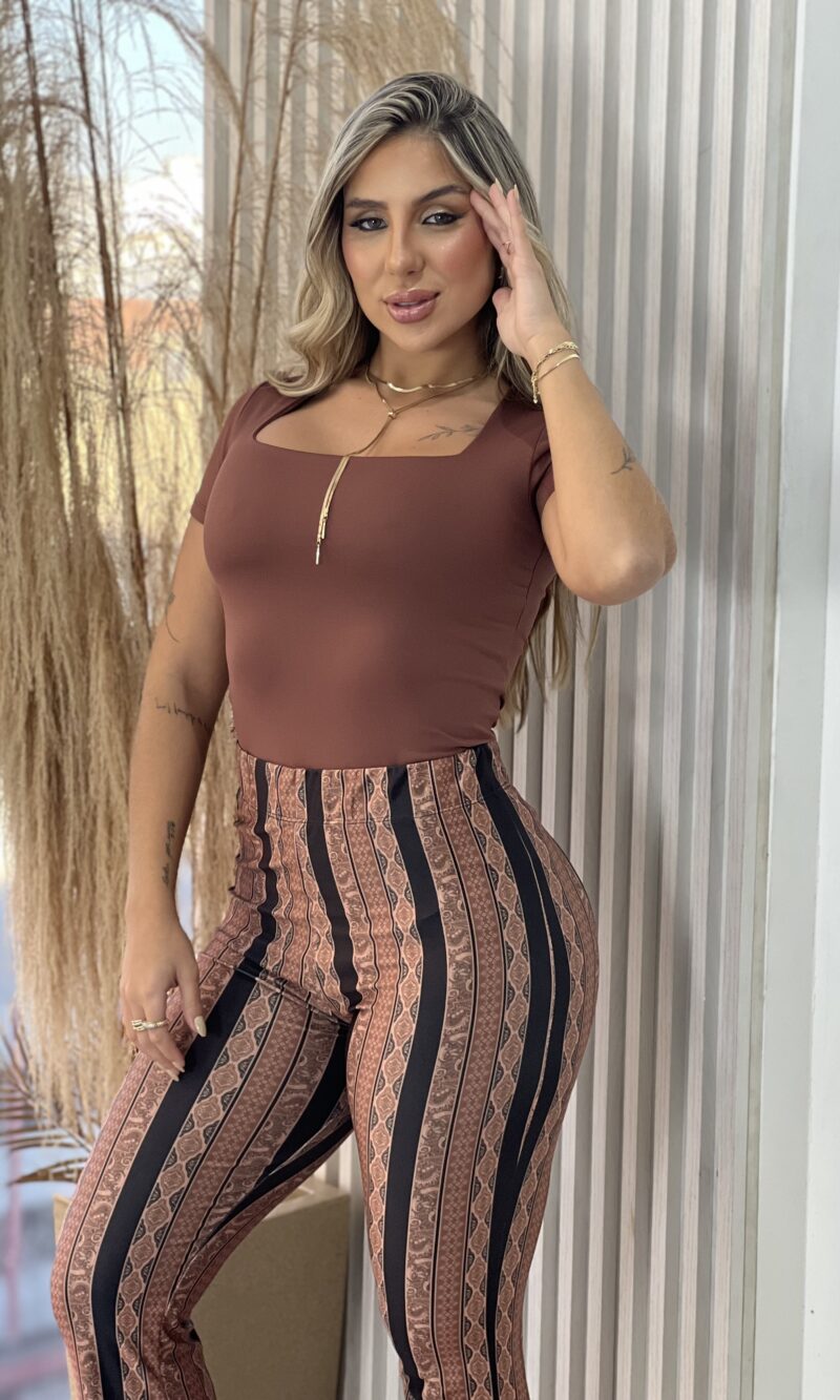 blusa poliamida tânia marrom blusa poliamida tânia marrom