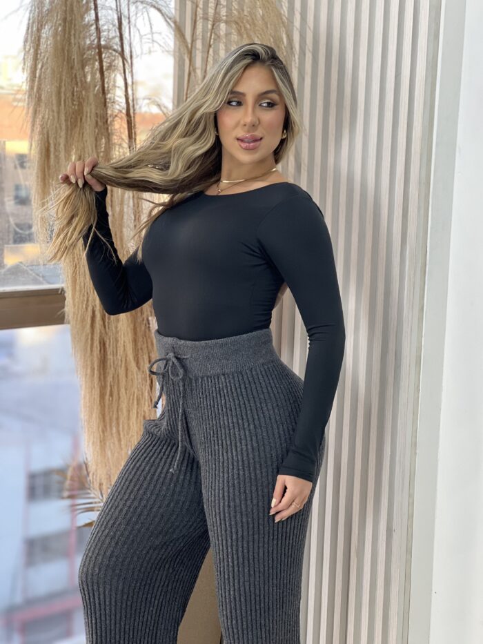 body manga longa samanta preto body manga longa samanta preto