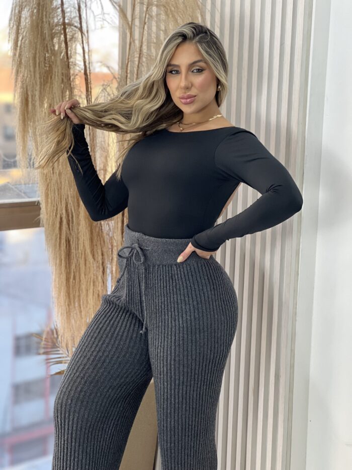 body manga longa samanta preto