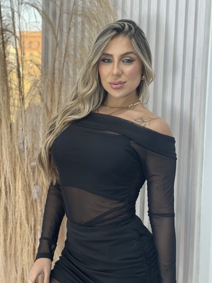 body ana júlia preto