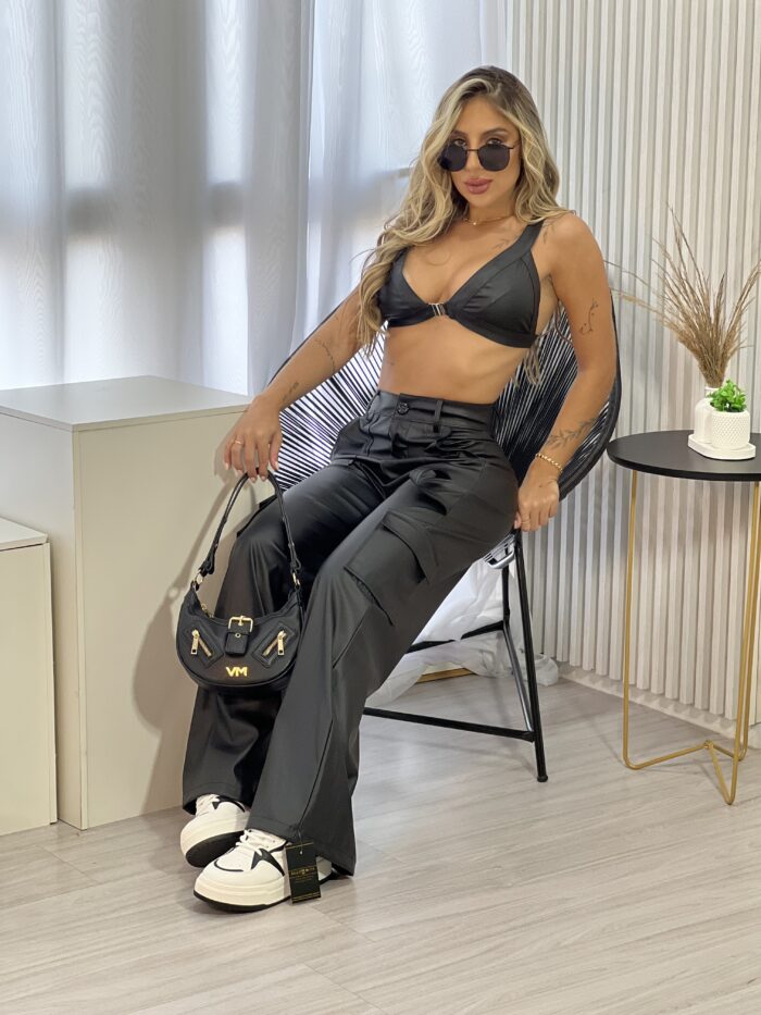 top courino fake natasha preto top courino fake natasha preto